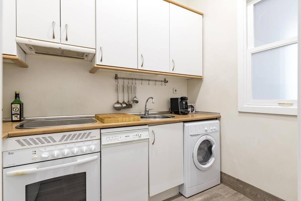 Apartamento Proximo A Gran Via Madrid Leilighet Eksteriør bilde