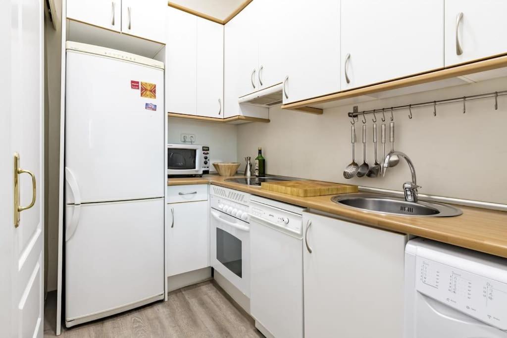 Apartamento Proximo A Gran Via Madrid Leilighet Eksteriør bilde