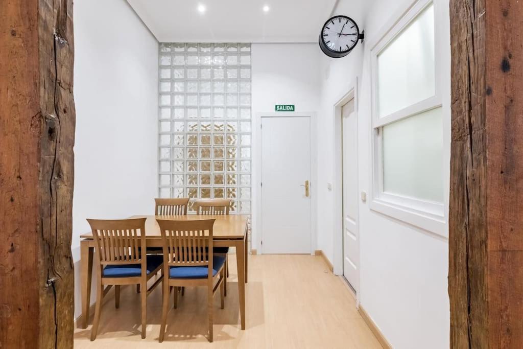 Apartamento Proximo A Gran Via Madrid Leilighet Eksteriør bilde