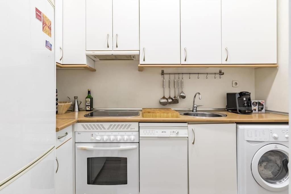 Apartamento Proximo A Gran Via Madrid Leilighet Eksteriør bilde